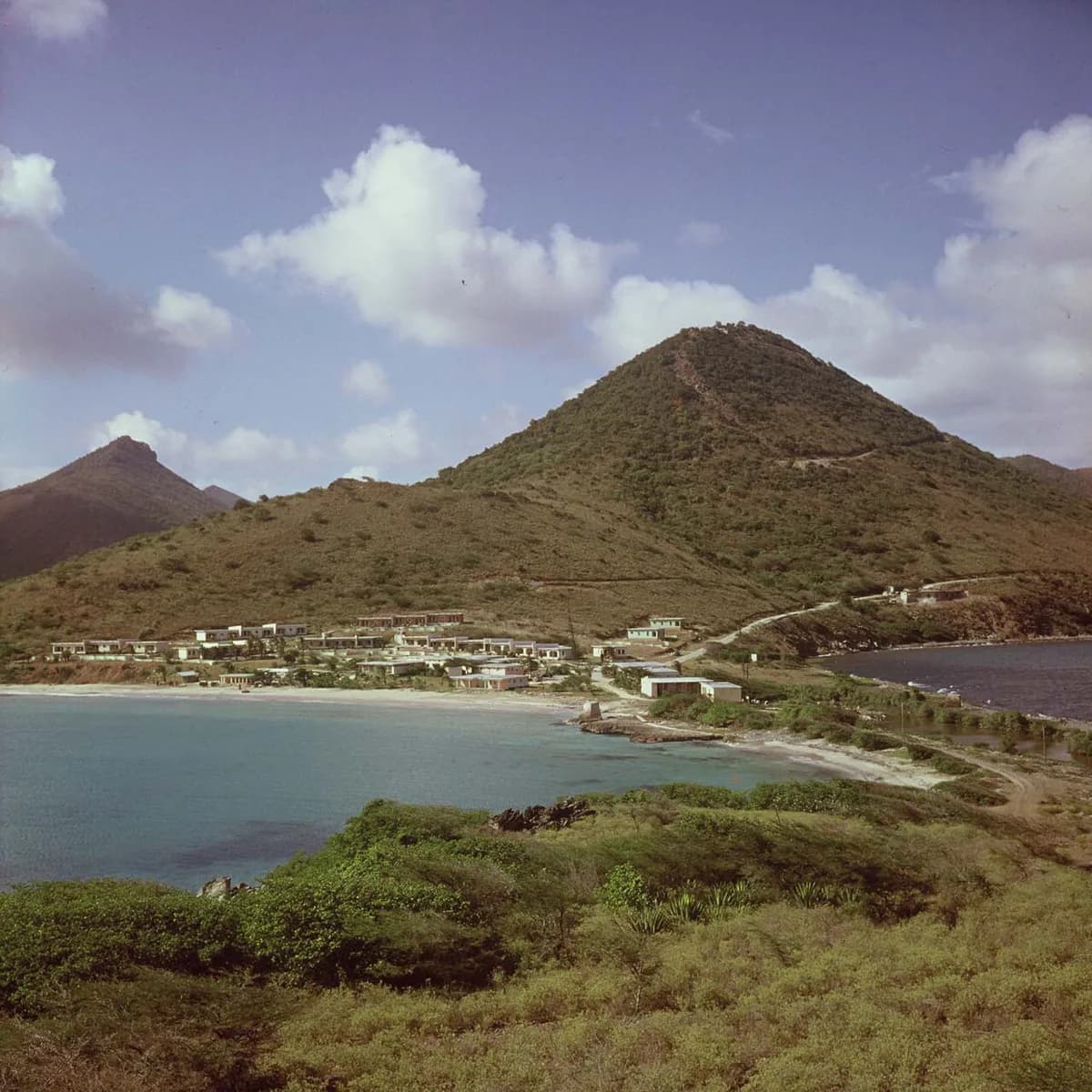 Little Bay, St. Maarten Snorkeling: Entry, Reef and Tips