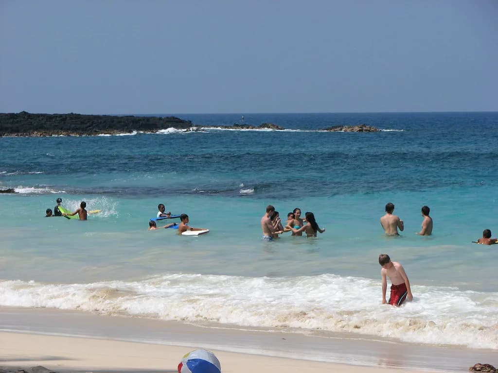 Magic Sands Beach Snorkeling Guide: Big Island Tips