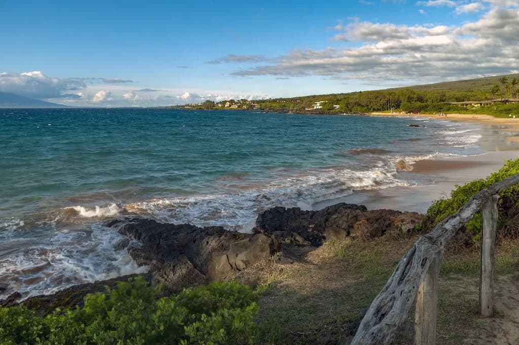 Maluaka Beach Snorkeling: Turtle Town Entry, Reef and Tips