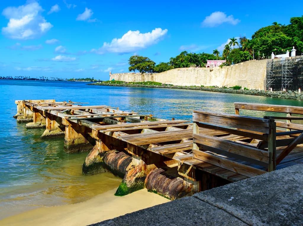 San Juan Snorkeling: Escambrón Beach and Where to Get In
