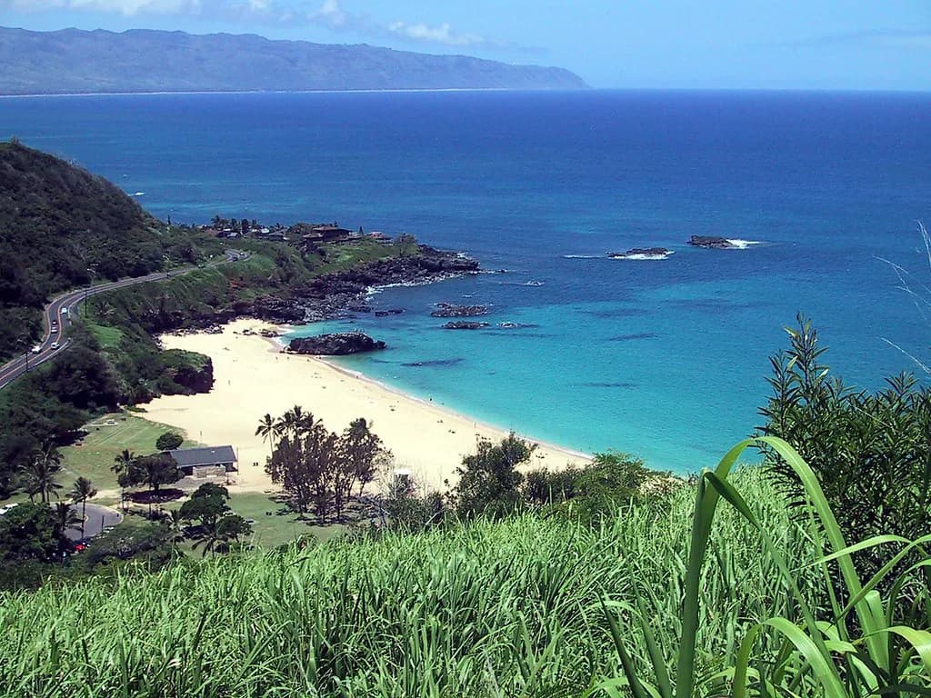 Waimea Bay Snorkeling: Summer Entry, Reef and Surf Rules