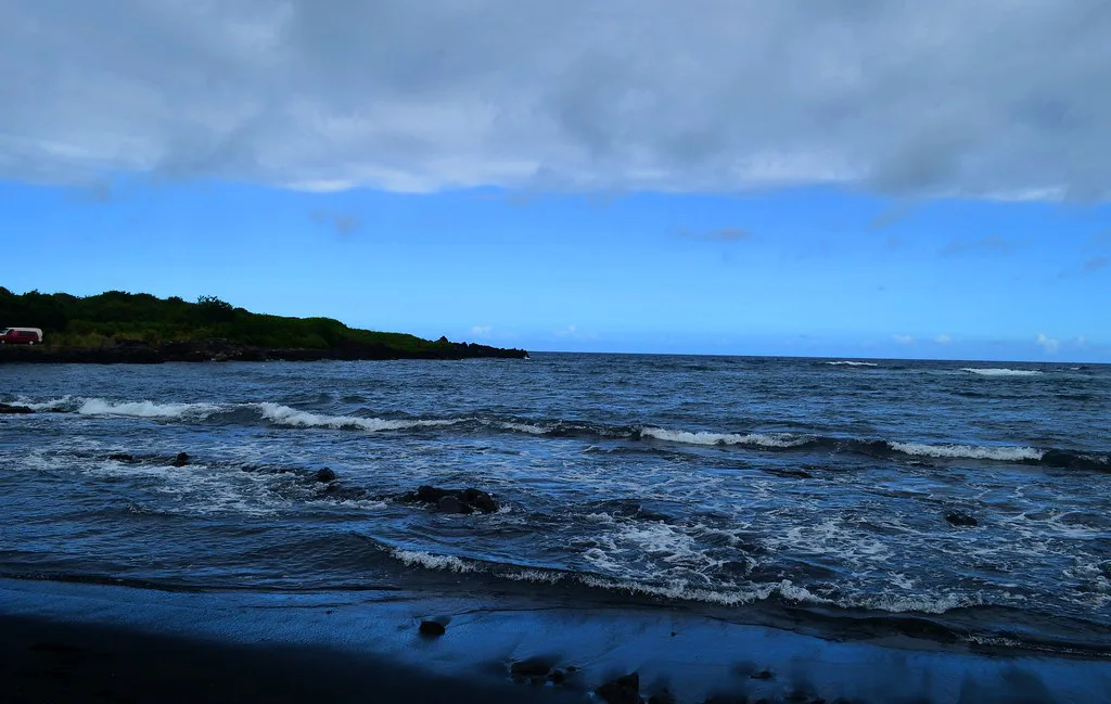 Black Sand Beach, Big Island, Hawaii