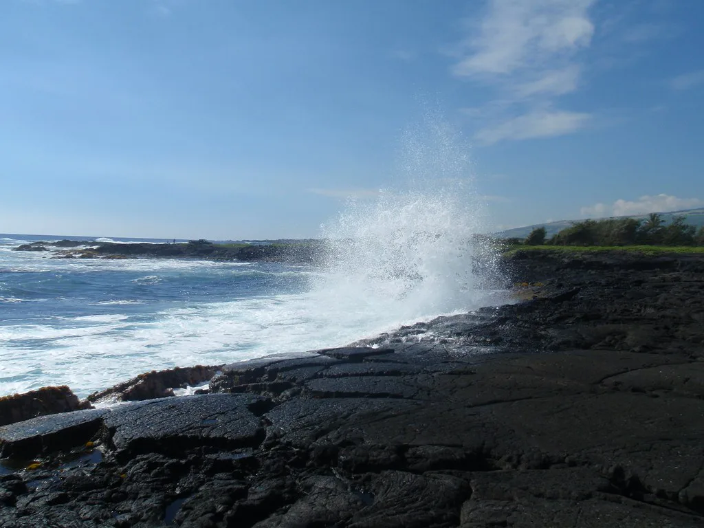 Black sand beach, Big island