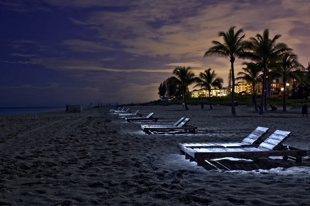 Tanning Beds, Palm Beach
